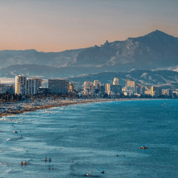 The Best Beaches to Visit Along Spain’s Costa Blanca Coastline
